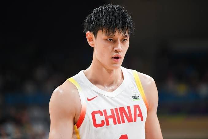 美國記錄說Zeng Fanbo與Nets簽署了訓(xùn)練營合同 Zeng Fanbo Studio發(fā)表了聲明以拒絕它