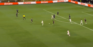 1751230947834_d3fa9174ad39c82a3ab3ef0bd72a6a78.gif